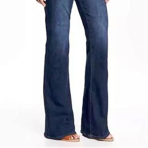 Flared medium wash jeans